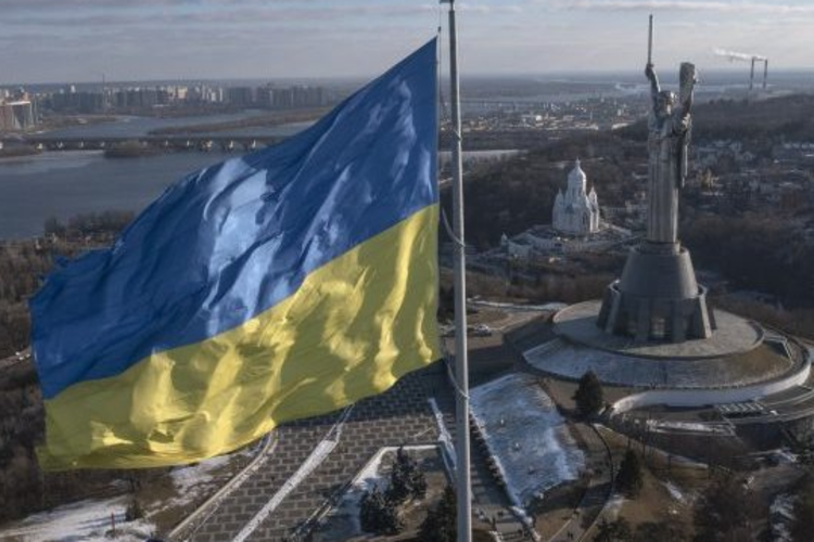 เที่ยวบินยูเครนยกเลิก เปลี่ยนเส้นทาง ท่ามกลางความตึงเครียดที่รัสเซีย